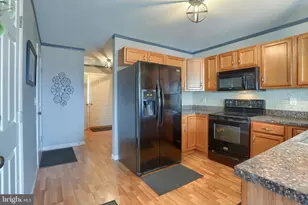 727 Winding Ln, Harrisburg, PA 17111 - Photo 13