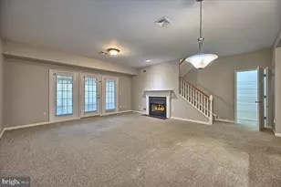 2086 Deer Run Dr, Hummelstown, PA 17036 - Photo 3