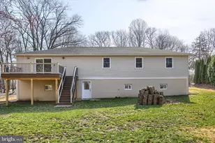 1924 Sand Hill Rd, Hershey, PA 17033 - Photo 23