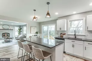 128 Azalea Dr, Hershey, PA 17033 - Photo 3