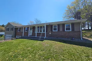 6021 Devonshire Heights Rd, Harrisburg, PA 17112 - Photo 5