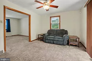 1252 Barley Corn Square, Harrisburg, PA 17112 - Photo 9