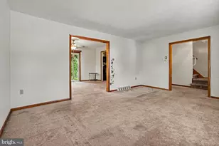 1252 Barley Corn Square, Harrisburg, PA 17112 - Photo 7