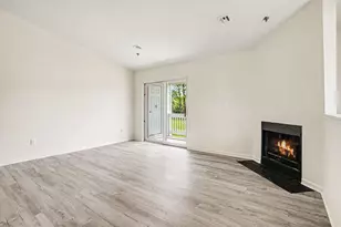 5801 Hidden Lake Dr, Harrisburg, PA 17111 - Photo 3