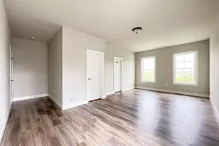 106 Tree Top Ln, Middletown, PA 17057 - Photo 11