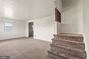 5209 Crestwood Dr, Harrisburg, PA 17109 - Photo 5