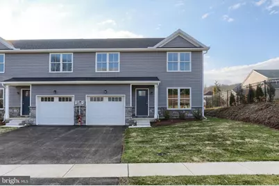 174 Lamp Post Lane, Hershey, PA 17033 - Photo 1