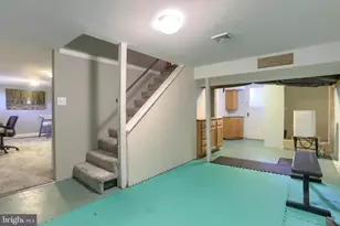 128 W Areba Ave, Hershey, PA 17033 - Photo 23