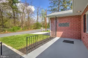 8077 Fox Mill Rd, Harrisburg, PA 17112 - Photo 29