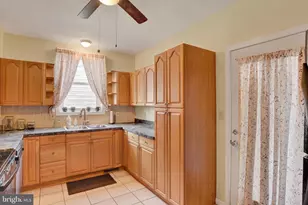 1702 N 5th St, Harrisburg, PA 17102 - Photo 9