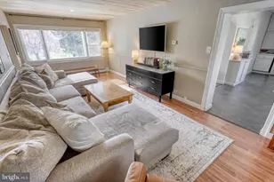 611 Garden Dr, Harrisburg, PA 17111 - Photo 17