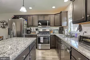 8121 Lenker Dr, Harrisburg, PA 17112 - Photo 19