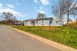 2 Rose Ave, Middletown, PA 17057 - Photo 3