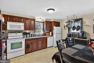 4922 Locust Ln, Harrisburg, PA 17109 - Photo 7