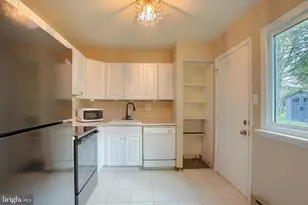 114 Heather Dr, Harrisburg, PA 17112 - Photo 9