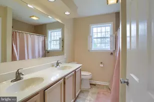 6312 Darlington Dr, Harrisburg, PA 17112 - Photo 17