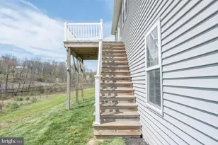 6042 Station Cir Rd, Harrisburg, PA 17111 - Photo 7