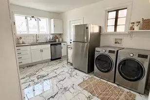 2002 Forster St, Harrisburg, PA 17103 - Photo 5