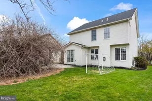 1939 Creek Hollow Ln, Hershey, PA 17033 - Photo 37