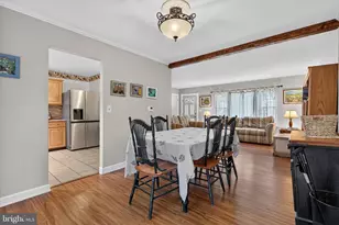 826 Lark Dr, Harrisburg, PA 17111 - Photo 9