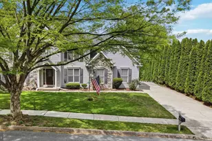 1221 Jill Dr, Hummelstown, PA 17036 - Photo 3