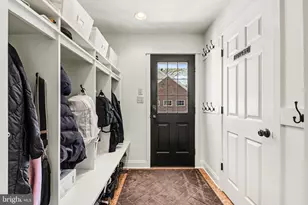 244 Cedar Ave, Hershey, PA 17033 - Photo 17