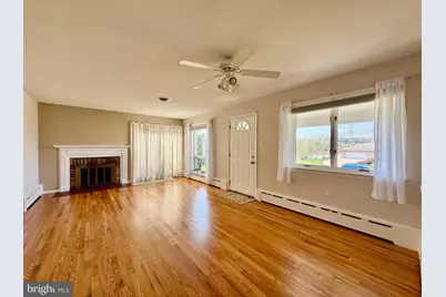 623 W Main Street, Hummelstown, PA 17036 - Photo 11