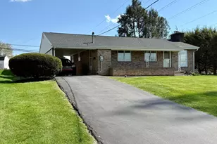 623 W Main St, Hummelstown, PA 17036 - Photo 3