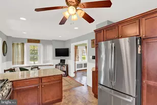 3948 Brisban St, Harrisburg, PA 17111 - Photo 7