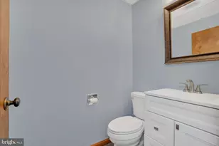 5909 Eshenaur Dr, Harrisburg, PA 17112 - Photo 15
