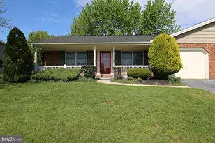 1370 Woodridge Dr, Middletown, PA 17057 - Photo 3