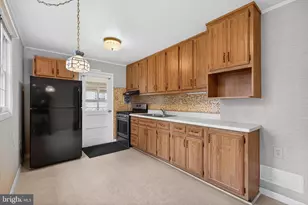 1036 Spruce St, Middletown, PA 17057 - Photo 9