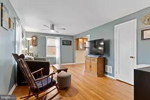 2927 Croyden Rd, Harrisburg, PA 17104 - Photo 3