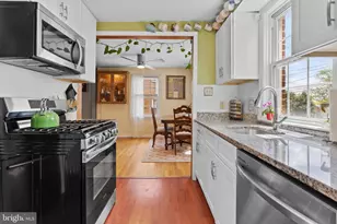 2927 Croyden Rd, Harrisburg, PA 17104 - Photo 11