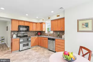 6109 Summit Pointe Dr, Harrisburg, PA 17111 - Photo 13