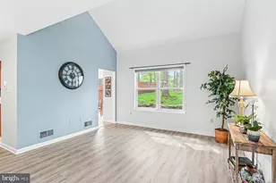 6109 Summit Pointe Dr, Harrisburg, PA 17111 - Photo 7
