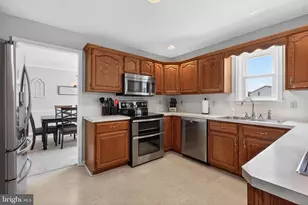 570 James Dr, Harrisburg, PA 17112 - Photo 3