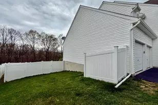 1813 Silverleaf Ln, Palmyra, PA 17078 - Photo 11