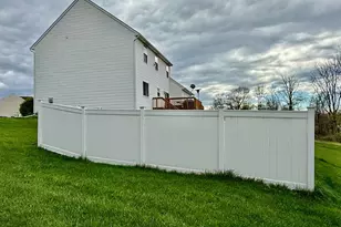 1813 Silverleaf Ln, Palmyra, PA 17078 - Photo 5