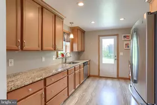 4610 South Rd, Harrisburg, PA 17109 - Photo 13
