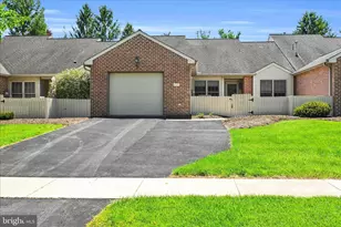 46 Leearden Rd, Hershey, PA 17033 - Photo 1