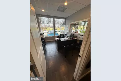 2425 Herr Street, Harrisburg, PA 17103 - Photo 9