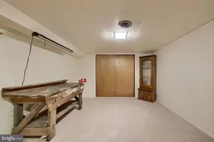 1411 Vesta Dr, Harrisburg, PA 17112 - Photo 29