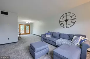 1831 Lakeside Dr, Middletown, PA 17057 - Photo 11
