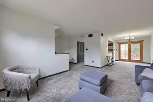 1831 Lakeside Dr, Middletown, PA 17057 - Photo 9