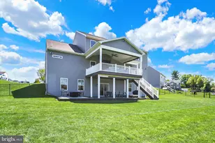 102 Memorial Dr, Harrisburg, PA 17112 - Photo 5