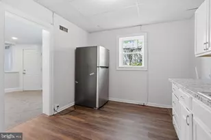 211 N 2nd St, Steelton, PA 17113 - Photo 13