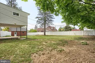 1 Oakmont Rd, Harrisburg, PA 17109 - Photo 33