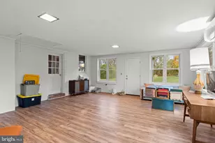 401 Village Rd, Harrisburg, PA 17112 - Photo 15