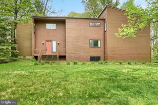 8 Pheasant Dr, Hershey, PA 17033 - Photo 5